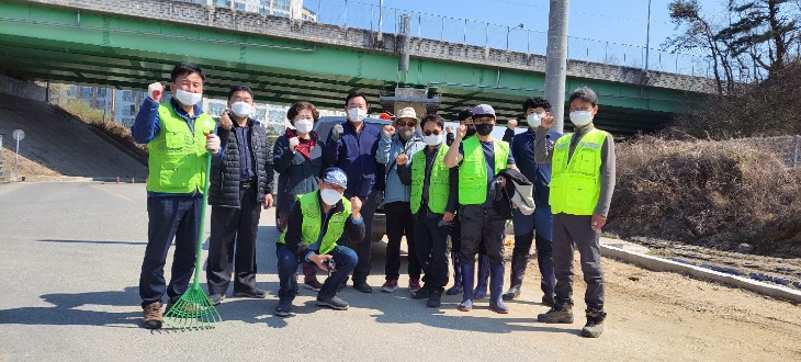 함창읍 자연보호협의회 환경정화 활동 (1).jpg